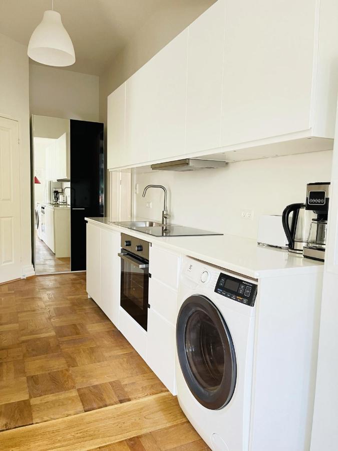 Aday - Aalborg Mansion - Open Bright Apartment With Garden Exterior photo