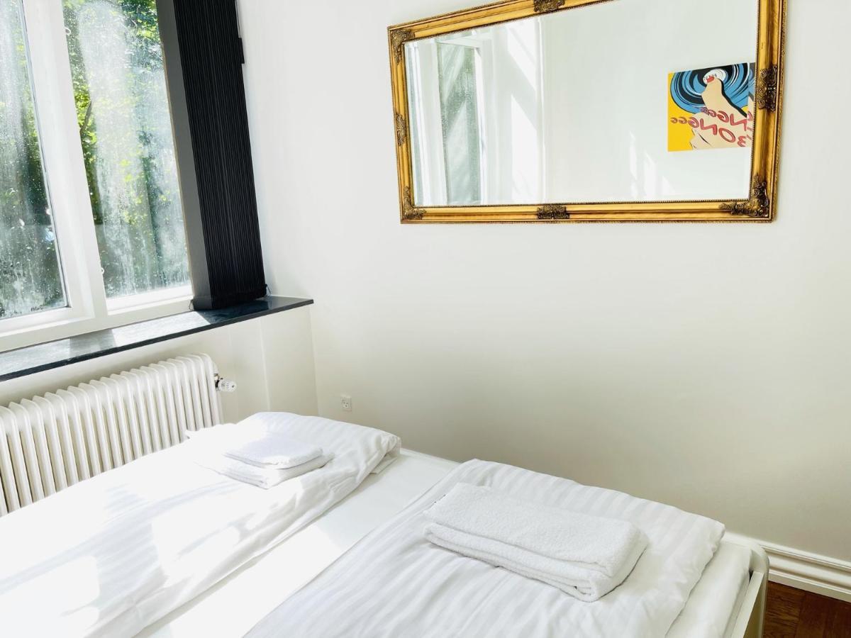 Aday - Aalborg Mansion - Open Bright Apartment With Garden Exterior photo
